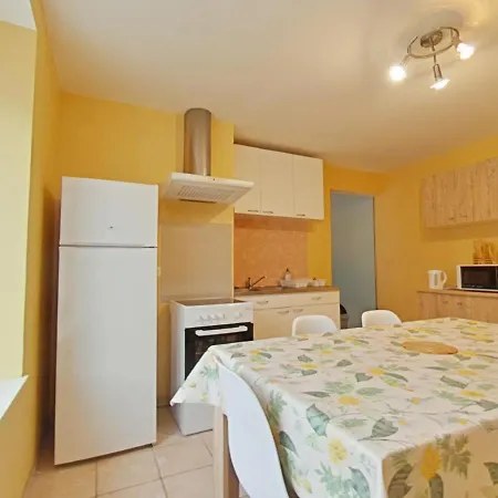 Les Jonquilles, Apartman *